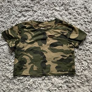 NWOT Distressed Camo Cropped Tee Shirt
